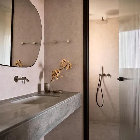 Irini, Official Part Of Cielo