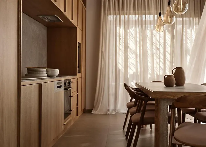 Villa Irini, Official Part Of Cielo